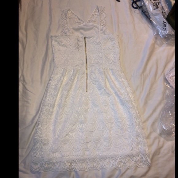 ✨HP✨Kensie white crochet dress - Picture 5 of 7